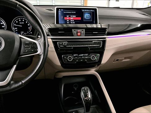 Used 2020 BMW X2 sDrive28i w/ Convenience Package FWD image 6