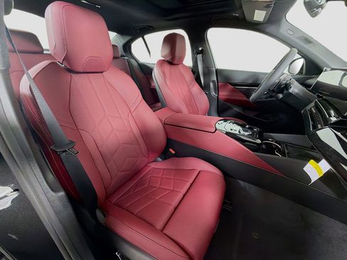 New 2026 BMW 530i xDrive AWD/4WD image 31