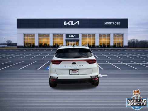 Used 2022 Kia Sportage Nightfall Edition image 6