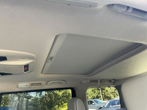 Used 2012 Nissan Quest LE image 31