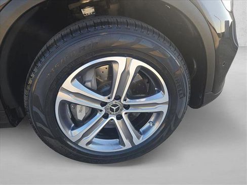 Certified 2022 Mercedes-Benz GLC 300 image 23