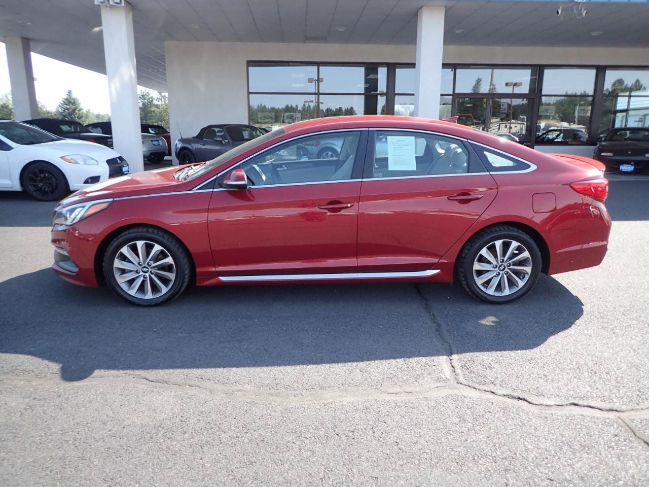 Used 2015 Hyundai Sonata Sport FWD image 2
