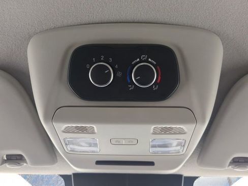 Used 2023 Ford Transit 350 XLT image 21