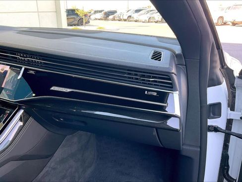 Used 2025 Audi Q8 Premium Plus AWD/4WD image 18
