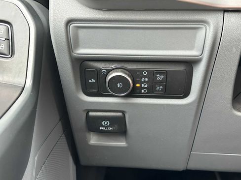 Used 2022 Ford F150 XLT w/ Equipment Group 301A Mid image 32