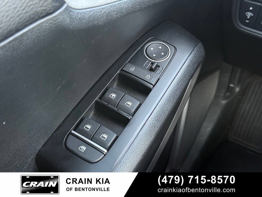 Certified 2024 Kia Soul LX w/ Option Group 015 FWD image 10