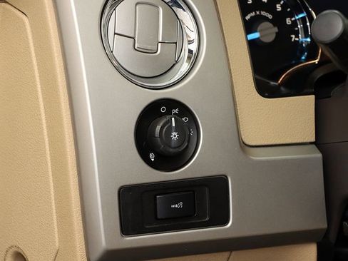 Used 2014 Ford F150 Lariat w/ Equipment Group 502A Luxury image 26