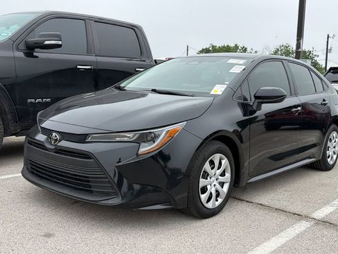 Certified 2024 Toyota Corolla LE FWD image 18