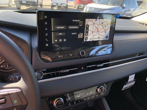 New 2025 Mitsubishi Outlander SE image 14