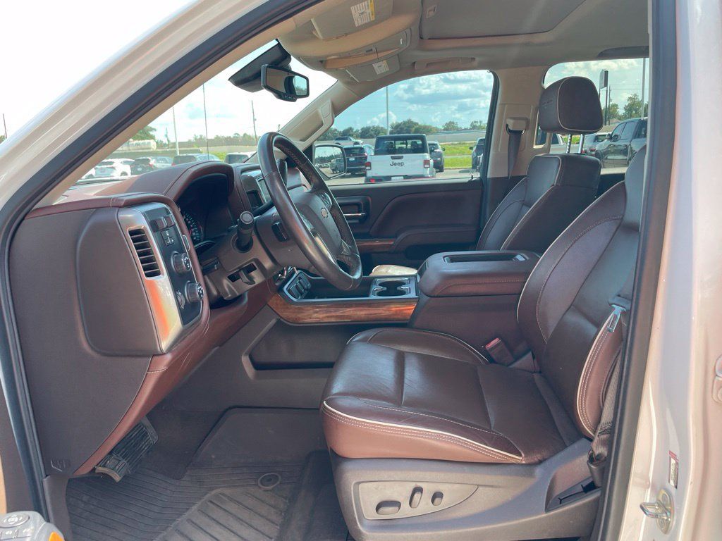 Used 2018 Chevrolet Silverado 1500 High Country AWD/4WD image 11
