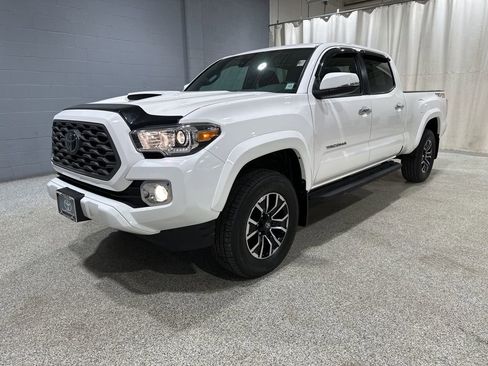 Certified 2021 Toyota Tacoma TRD Sport image 5