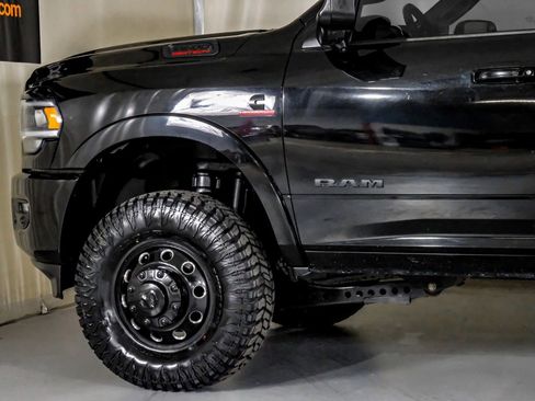 Used 2021 RAM 3500 Laramie w/ Night Edition image 12