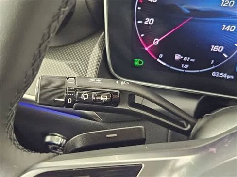 Certified 2025 Mercedes-Benz GLC 300 4MATIC image 27