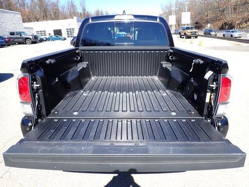 Certified 2023 Toyota Tacoma TRD Off-Road w/ Technology Package image 7