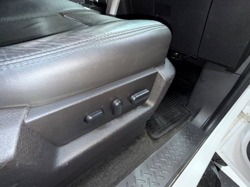 Used 2014 Ford F150 Raptor w/ Equipment Group 801A Luxury image 65