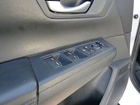 Used 2023 Honda CR-V LX image 14
