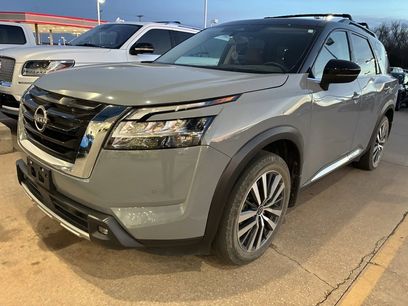Used 2022 Nissan Pathfinder Platinum w/ Cargo Package
