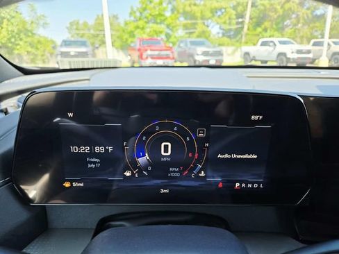 New 2026 Chevrolet Traverse LT w/ Driver Confidence Package FWD image 19