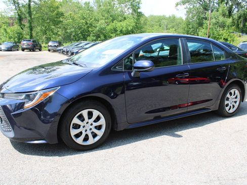 Used 2021 Toyota Corolla LE FWD image 13