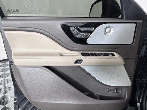 Used 2021 Lincoln Aviator Reserve w/ Equipment Group 201A image 14