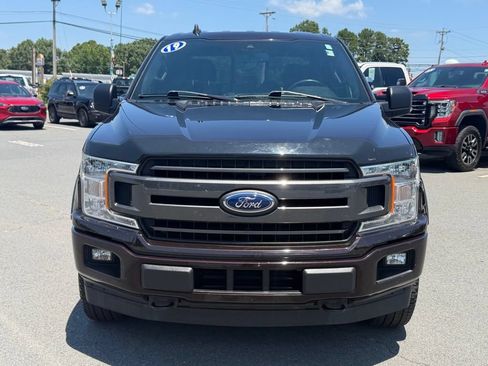 Used 2019 Ford F150 XLT w/ Equipment Group 302A Luxury AWD/4WD image 9