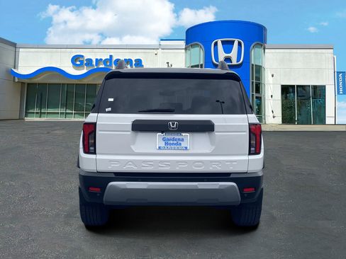 Certified 2026 Honda Passport RTL image 5