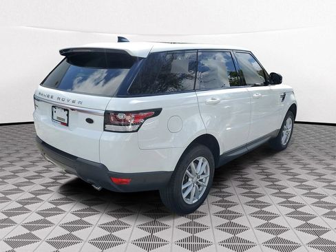 Used 2017 Land Rover Range Rover Sport SE image 6