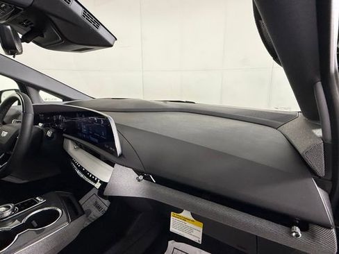 New 2026 Cadillac Optiq Sport 2 w/ LPO, Floor Liner Package AWD/4WD image 36