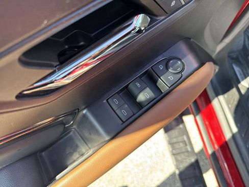 Used 2024 GMC Canyon AT4 w/ AT4 Premium Package image 23