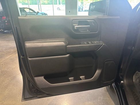 Used 2023 GMC Sierra 1500 Pro w/ Pro Value Package AWD/4WD image 9