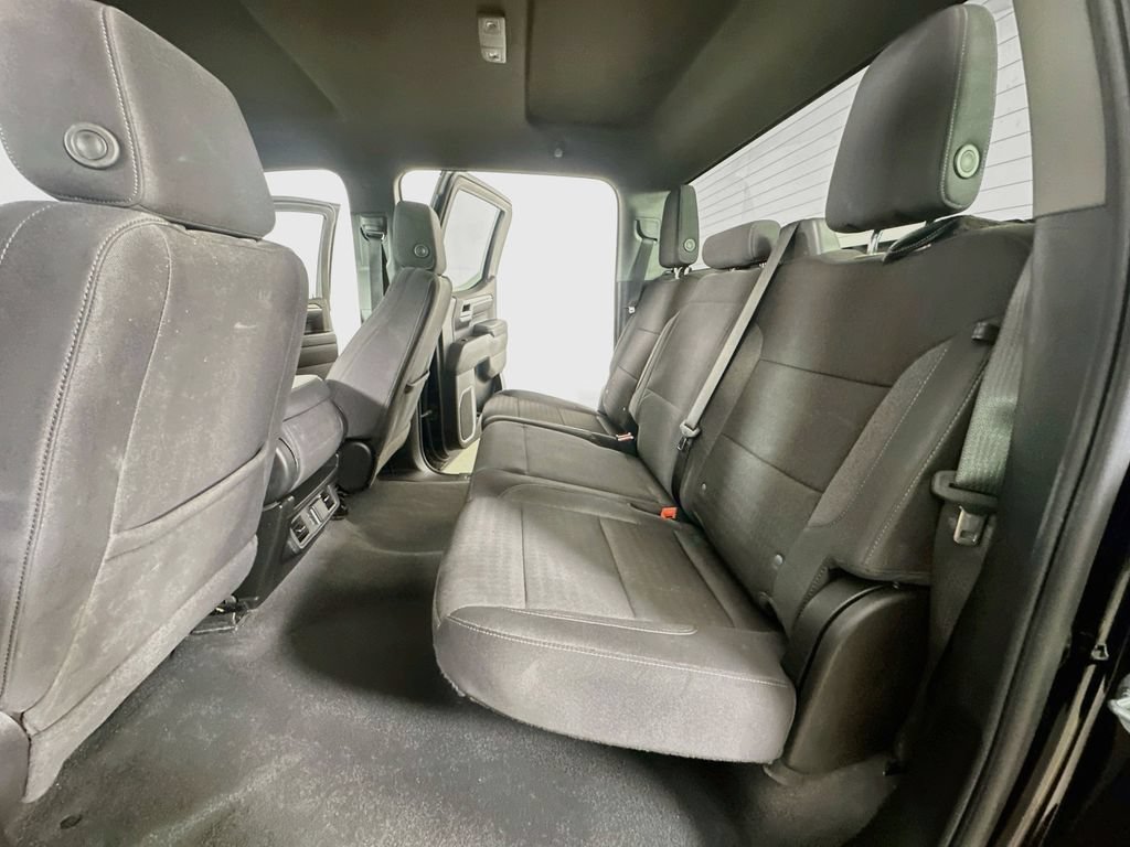 Used 2025 Chevrolet Silverado 1500 LT RWD image 16