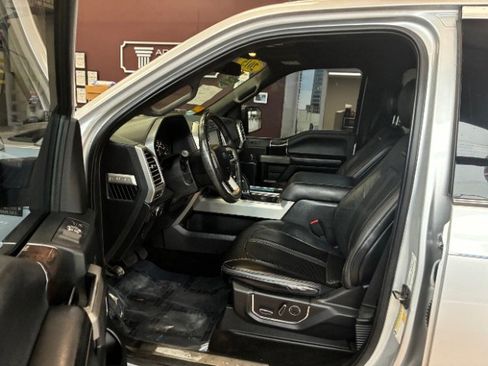 Used 2015 Ford F150 Platinum w/ Equipment Group 701A Luxury image 17