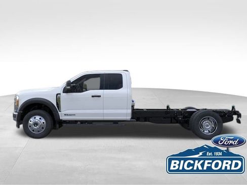 New 2026 Ford F550 4x4 Supercab Super Duty w/ XLT Value Package image 3