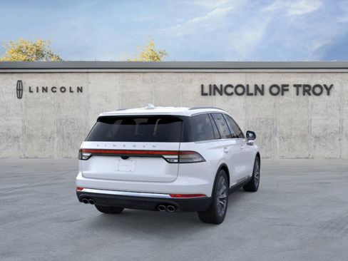 New 2026 Lincoln Aviator Reserve image 8