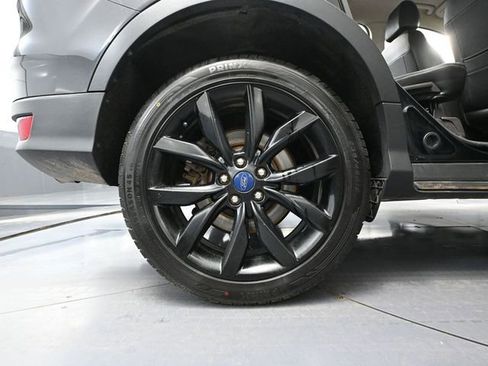 Used 2017 Ford Escape Titanium image 14