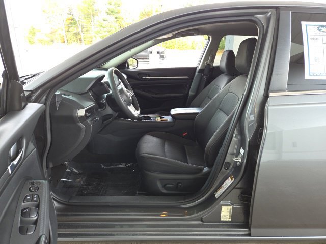 Used 2022 Nissan Altima 2.5 SV FWD image 17