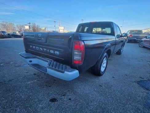 Used 2004 Nissan Frontier XE w/ (VTP) Value Truck Pkg image 7