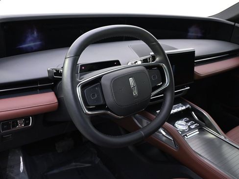 New 2026 Lincoln Nautilus Reserve image 11