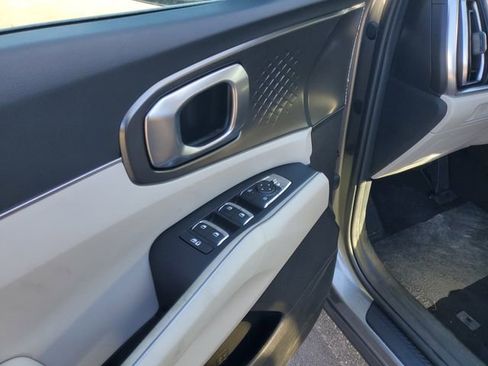 New 2025 Kia Sorento EX image 6