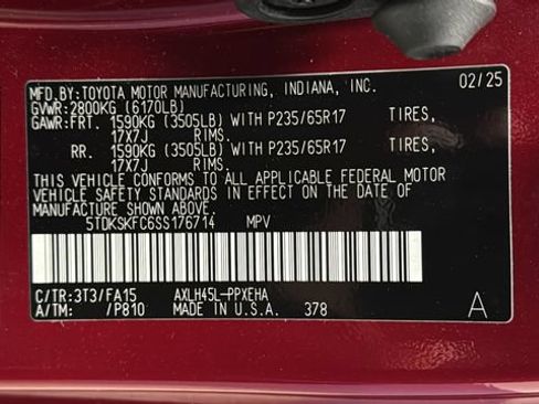 Used 2025 Toyota Sienna LE AWD/4WD image 29