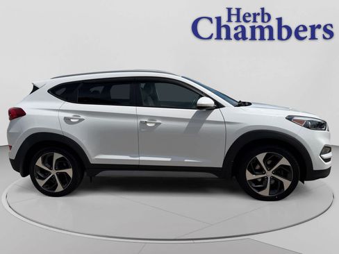 Used 2018 Hyundai Tucson Sport AWD/4WD image 11