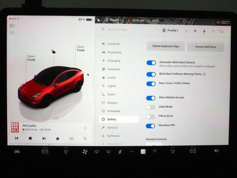 Used 2023 Tesla Model Y Performance image 32