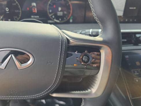 Certified 2025 INFINITI QX80 Autograph AWD/4WD image 18