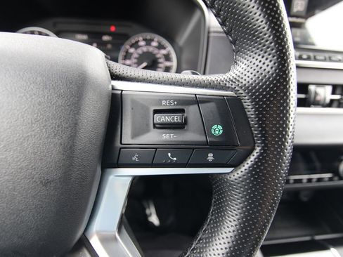 Used 2024 Mitsubishi Outlander SE image 21