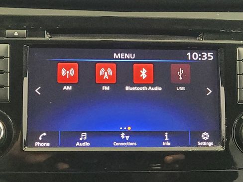 Used 2018 Nissan Rogue S FWD image 25
