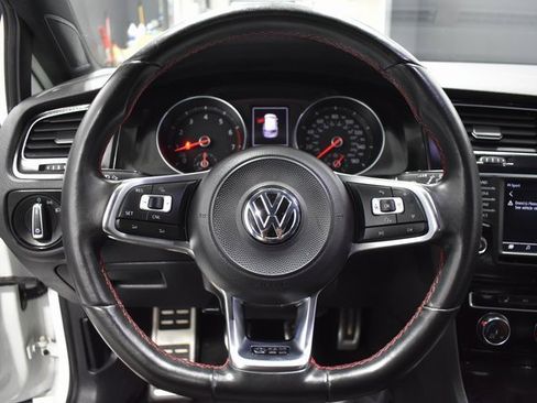 Used 2017 Volkswagen GTI Sport image 22