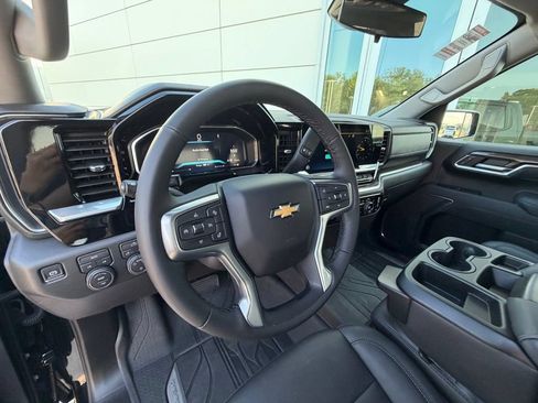 Used 2026 Chevrolet Silverado 1500 LT w/ All Star Edition Plus AWD/4WD image 17