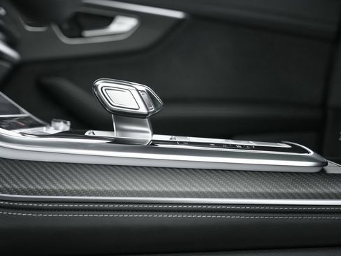 Used 2024 Audi RS Q8 AWD/4WD image 76