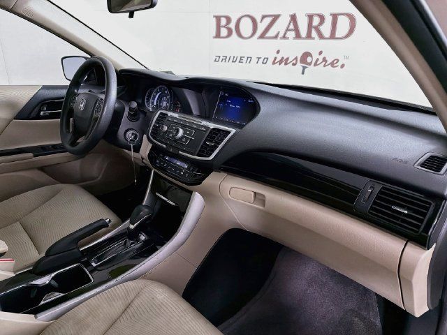 Used 2017 Honda Accord LX image 28