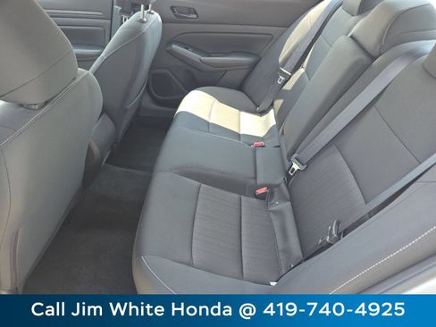Used 2025 Nissan Altima 2.5 SV AWD/4WD image 19